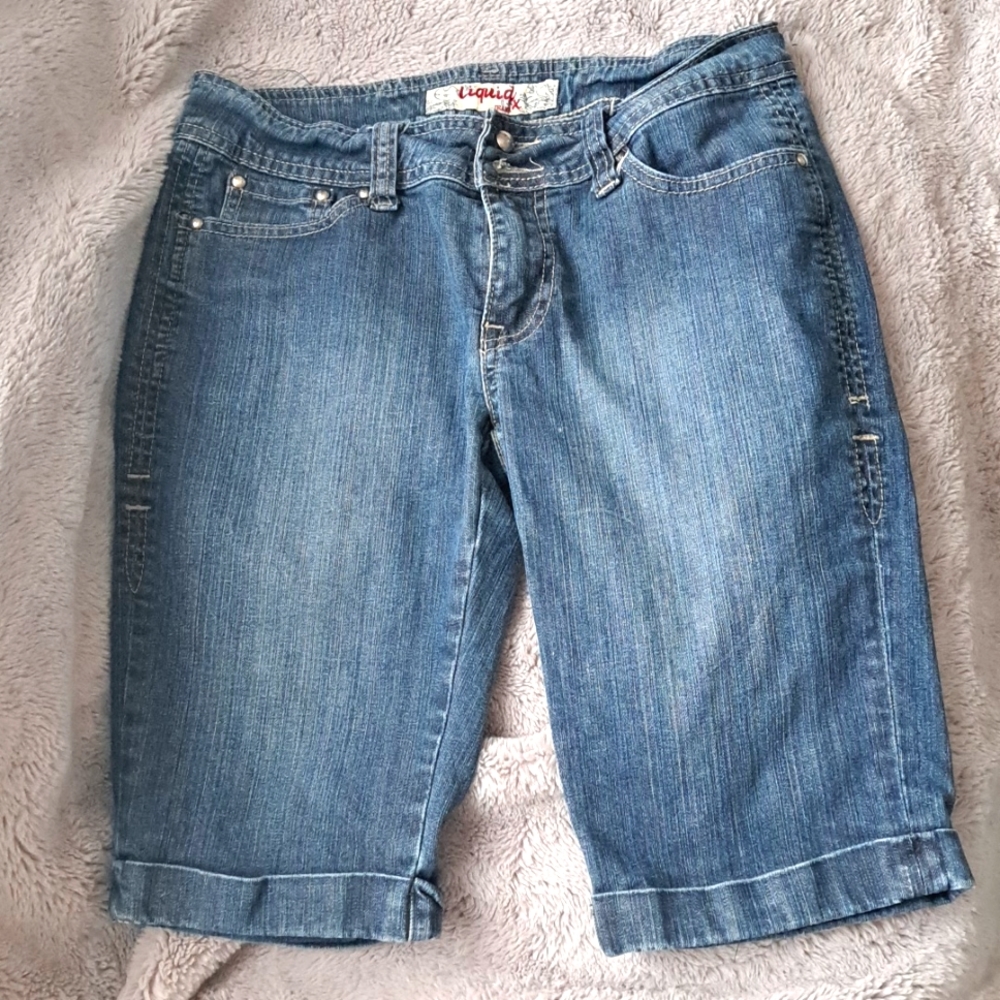 🌼 5/$25 5/6 Liquid X Jean Shorts